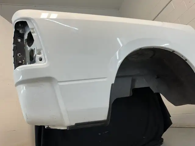 Rust Free Southern Dodge Ram White 5.7ft Box!! in Auto Body Parts in Kingston - Image 7