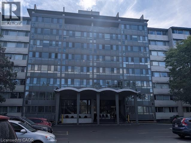 24 MIDLAND Drive Unit# 104 Kitchener, Ontario 2