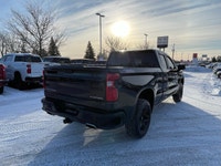 The 2019 Chevrolet Silverado 1500 Custom Trail Boss in a stylish Black color offers robust 44 capabi... (image 5)