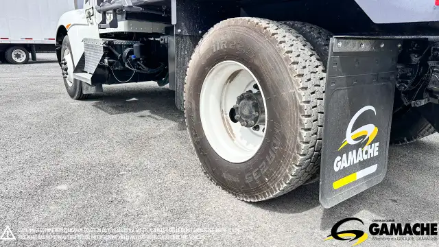 2010 KENWORTH T370 6 WHEEL DUMP TRUCK in Heavy Trucks in La Ronge - Image 8