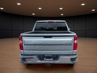 Price includes $1,000 finance credit. Price does not include fees or taxes. The 2025 Chevrolet Silve... (image 6)