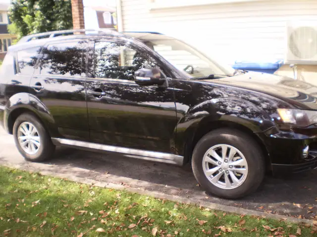 Mitsubishi Outlander 2011, Excellent Condition, $7500, Negotiable!!!