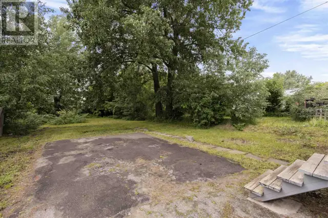 561 Wellington ST W Sault Ste. Marie, Ontario in Houses for Sale in Sault Ste. Marie - Image 5