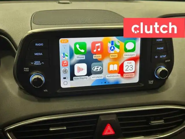 2020 Hyundai Santa Fe Preferred AWD w/ Sun & Leather Pkg. w/ App in Cars & Trucks in Bedford - Image 33