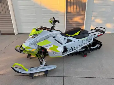 APPLY NOW: https://www.ridecollective.ca/get-pre-approved 2021 SKI‑DOO FREERIDE 146 850 E‑TEC 850 E-...