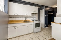 Amenities: Great Location • Parking Available • Quiet Building Suite & Building: Bachelor and one-be... (image 6)