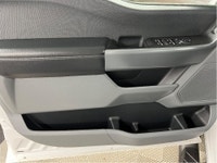 CONSECUTIVE COMSUMER CHOICE AWARD WINNERS!BLUETOOTH HANDSFREE, ANDROID/APPLE CARPLAY, REVERSE CAMERA... (image 4)