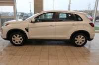 Mitsubishi RVR ES 2.0L AWD, CARFAX SANS ACCIDENT, Banc Chauffant, Bluetooth Financement disponible s... (image 5)