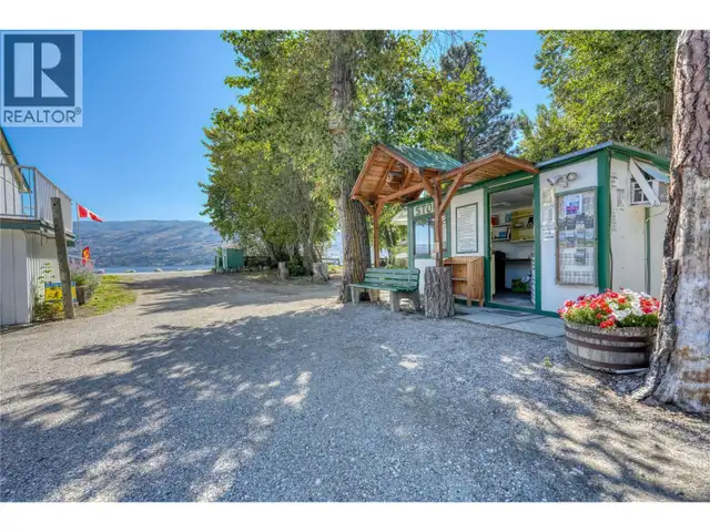 3960 Beach Avenue Peachland, British Columbia in Land for Sale in Penticton - Image 9