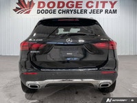 The 2024 Mercedes-Benz GLA 250 4MATIC blends luxury, performance, and advanced technology into a com... (image 4)