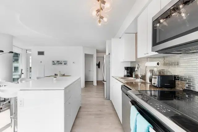 Your Perfect Home Awaits! 1-5 Bedroom Homes for Rent in Short Term Rentals in Mississauga / Peel Region - Image 15
