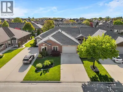 This is the kind of home that makes the next move feel easy. 139 Woodycrest is a fully renovated, al...
