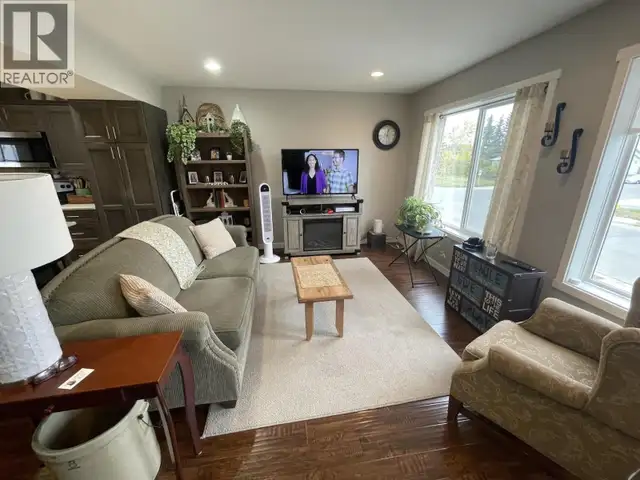 10115 - 10121 97 AVENUE Fort St. John, British Columbia in Condos for Sale in Fort St. John - Image 14