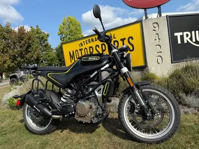 2019 Husqvarna Svartpilen 401 $3,998 ? URBAN STYLE LIGHTWEIGHT FUN SUPER LOW KMS The 2019 Husqvarna...