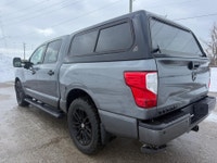 2018 NISSAN TITAN SV CREWCAB MIDNIGHT EDITION 4X4 CLEAN CARFAX PHENOMENAL SHAPE ONLY $202.66 WITH $0... (image 4)