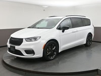 Apple Carplay, Climate control, Remote start, Push button start! Kijiji Engine: V6 Cylinder Engine 3... (image 2)