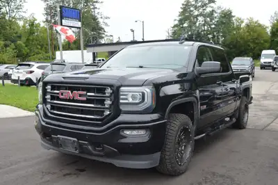 2017 GMC Sierra 1500 SLT All Terrain 252,094 KM O • Sunroof • Backup Camera • Remote Starter • Cruis...