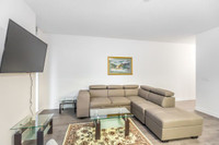 FURNISHED Bachelor 1&2-BEDROOM APARTMENT IN DOWNTOWN. NO LEASE