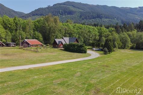 8035 Greendale Rd in Houses for Sale in Cowichan Valley / Duncan - Image 2