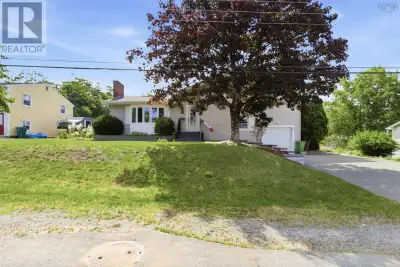 Welcome to 8 Lakeview Drive, where timeless charm meets exceptional care in one of Windsor's most es...