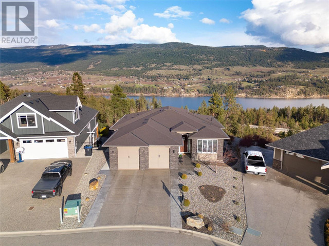 13531 Lake Hill Way Lake Country, British Columbia in Houses for Sale in Penticton - Image 3