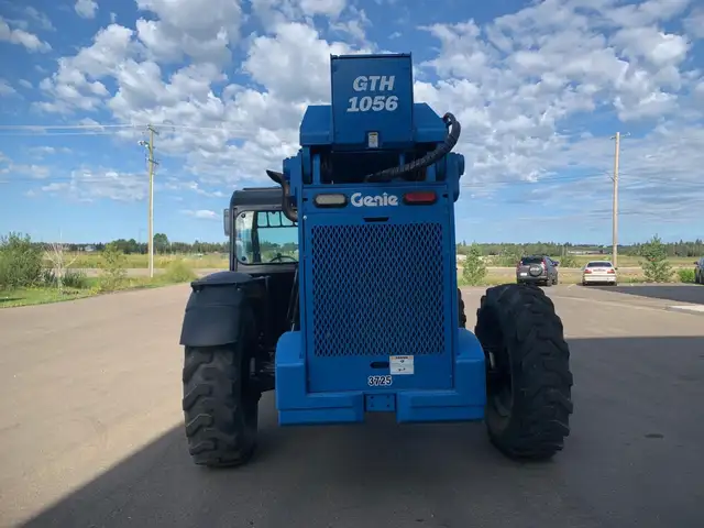 2014 Genie GTH-1056 Telehandler (10K, 56') - Finance $2240/m in Heavy Equipment in Delta/Surrey/Langley - Image 9