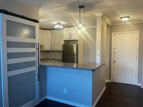 Located on the mountain close to Upper James St, The Diplomat building at 237 Mohawk Rd E is a low-r...