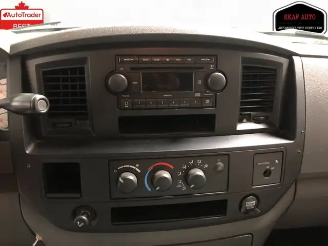 2008 Dodge Ram 3500 DUMP/SERVICE BOX! LOW KM! 5.7L HEMI! ONE OWN in Cars & Trucks in Mississauga / Peel Region - Image 26