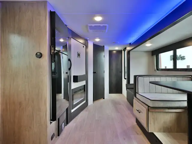 2026 GREY WOLF 27GHBL in Travel Trailers & Campers in St. Albert - Image 12