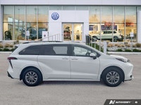 This Toyota Sienna delivers a Gas/Electric I-4 2.5 L/152 engine powering this Variable transmission.... (image 5)