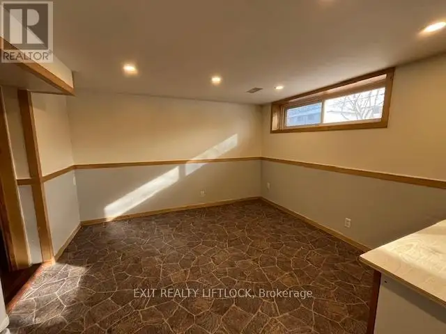 550 RAYMOND STREET Peterborough (Northcrest Ward 5), Ontario in Long Term Rentals in Peterborough - Image 7