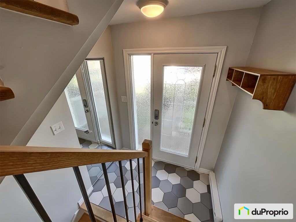 $559,000 - Townhouse for sale in Longueuil (Vieux-Longueuil) — photo 3