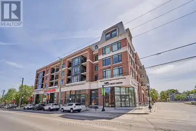 This Exquisite 1 Bed + Den Luxury Condo Is Centrally Located In The Heart Of Stouffville And Boasts...