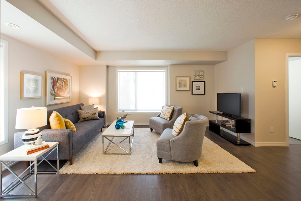 Premium 3 Bedroom Apartment Rental in North York! 4
