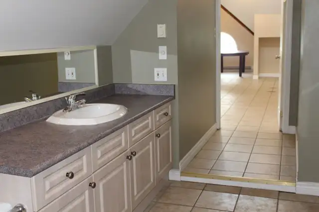 62 DORSET ST - STUDENT RENTALS AVAILABLE in Room Rentals & Roommates in Kitchener / Waterloo - Image 26