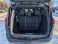 The 2026 Chrysler Pacifica Select offers bold styling, refined comfort, and advanced safety in one e... (image 5)