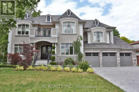 8 THORNHILL AVE Vaughan, Ontario