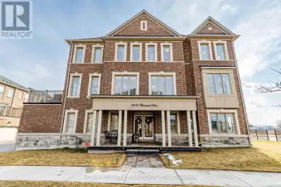 8672 FINANCIAL DRIVE Brampton (Bram West), Ontario