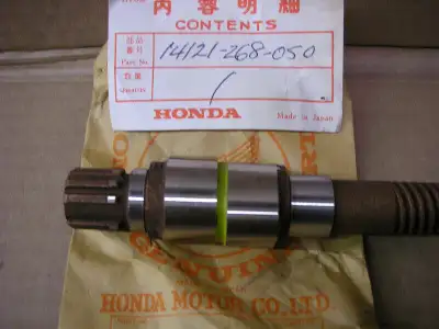 Left camshaft for CB 72 CB 77 1961 era # 14121-268-050 SS to 060 can be shipped at buyers cost.
