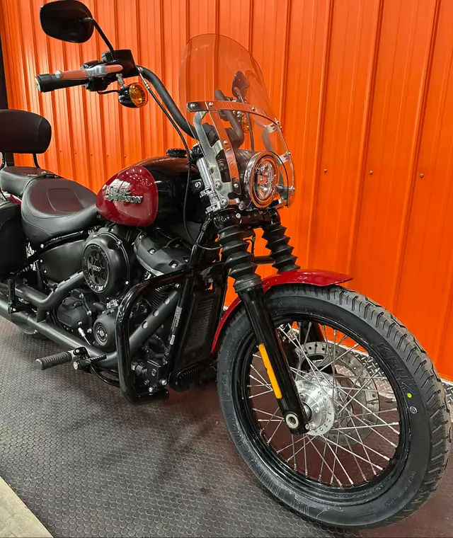 2020 Harley-Davidson Softail 2020 SOFTAIL STREET BOB in Street, Cruisers & Choppers in Moncton - Image 5