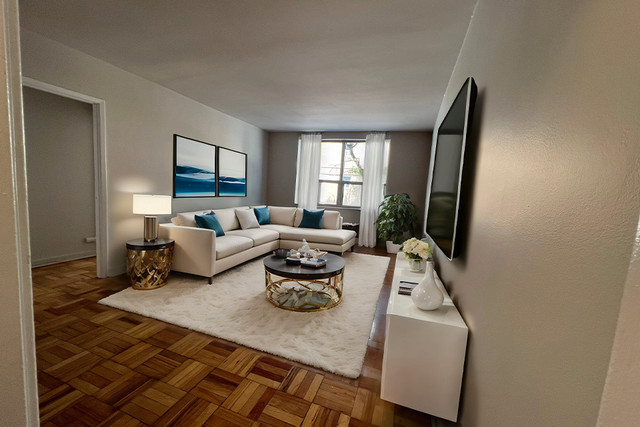 1 Bedroom Apartment for Rent in Etobicoke Kingsway Neighbourhood in Long Term Rentals in City of Toronto - Image 2