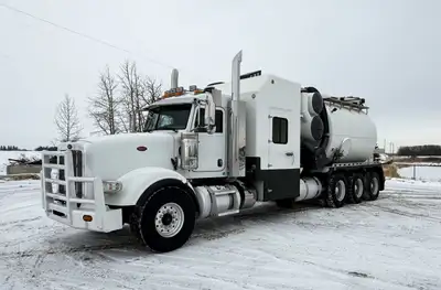 2015 Peterbilt 367 Hydrovac Triaxle Non Coded Year: 2015 Make: Peterbilt Model: 367 Hydrovac Triaxle...