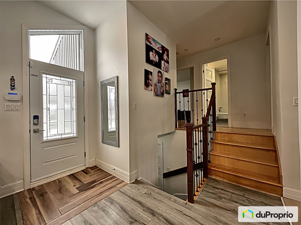 $759,000 - Bungalow for sale in Vimont — photo 2