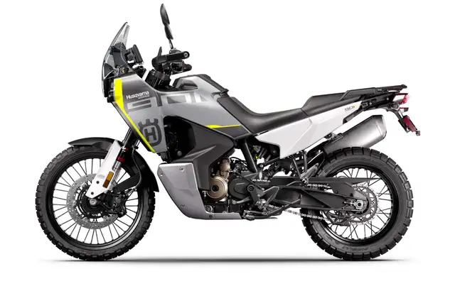 2027 Husqvarna Norden 901 Adventure in Other in City of Toronto - Image 4