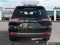 This Jeep Grand Cherokee delivers a Intercooled Turbo Regular Unleaded I-4 2.0 L/122 engine powering... (image 3)