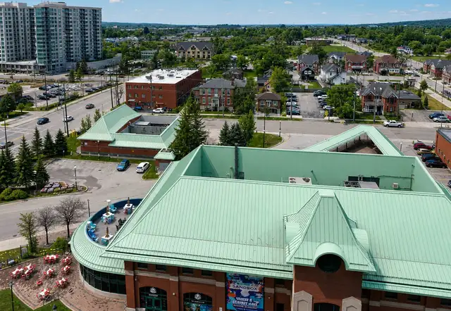 Junior 2 Bedroom Apartment for Rent - 15 Maple Avenue in Long Term Rentals in Barrie - Image 16