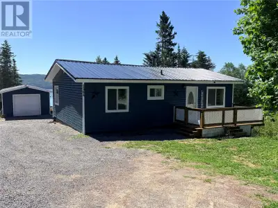 Renovated 2-Bedroom Home in Scenic Gin Cove – Modern Upgrades & Stunning Ocean Views!! This beautifu...