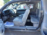 4 Cylinder 5 Speed MANUAL Transmission. Motor World is a proud member of U.C.D.A. and O.M.V.I.C. for... (image 8)