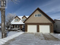 626 4th AVENUE W Kindersley, Saskatchewan Saskatoon Saskatchewan Preview
