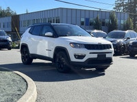 2021 Jeep Compass Altitude 4x4 panoramic sunroof, leather interior, heated seats & wheel, premium au... (image 9)